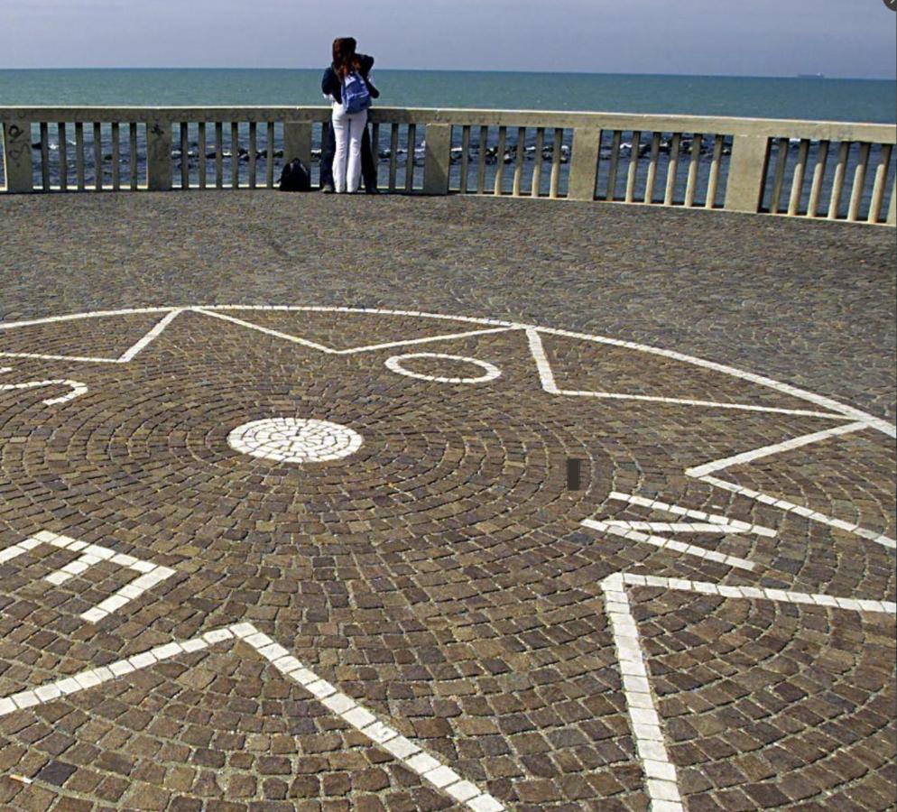Casa Casella, Delizioso Bilocale A Due Passi Dal Mare Lido di Ostia Exterior photo